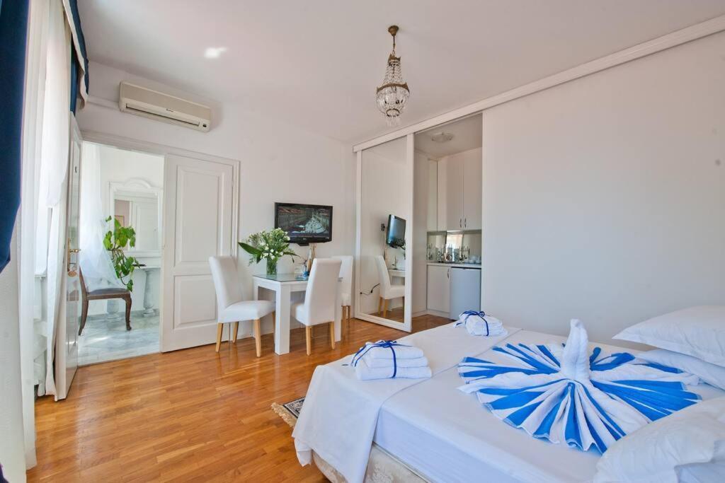 Blue Studio Apartment Next To The Beach Дубровник Екстер'єр фото